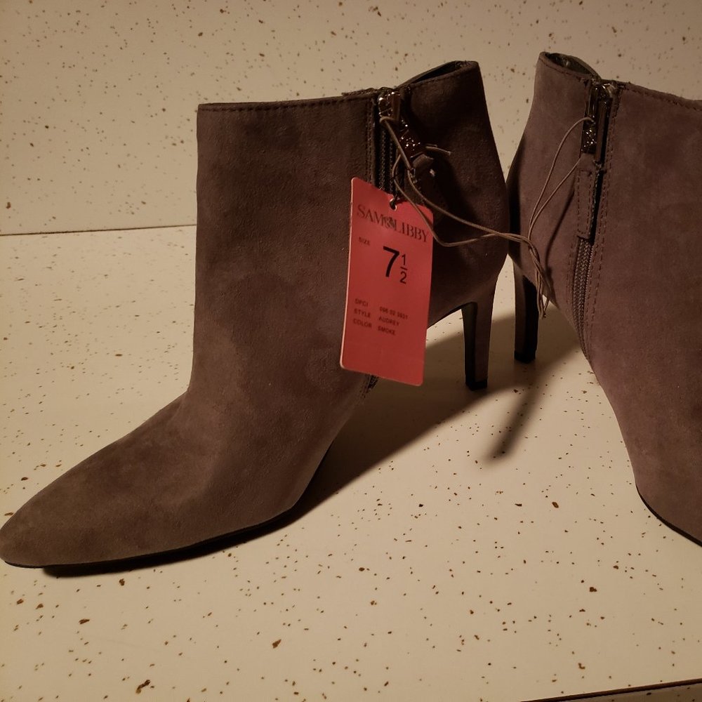 Sam & Libby Gray Boots 7.5 NWT